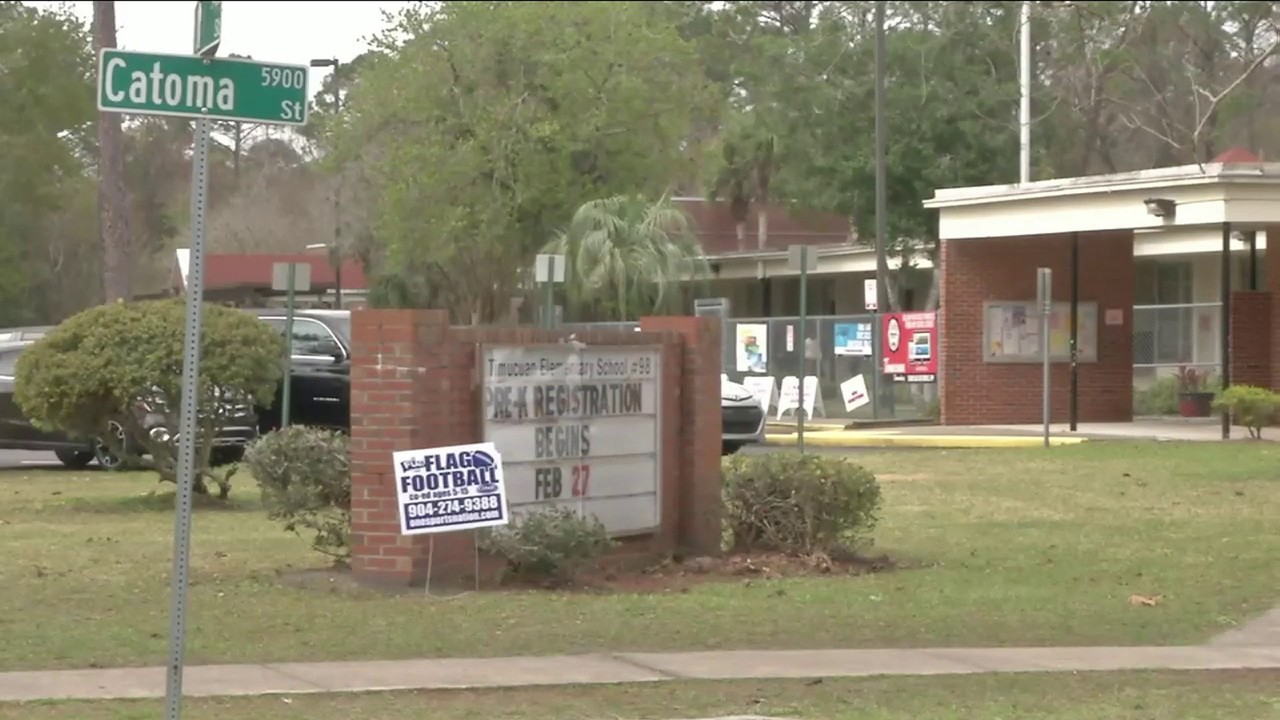 Mom called police after daughter saw Timucuan student with...
